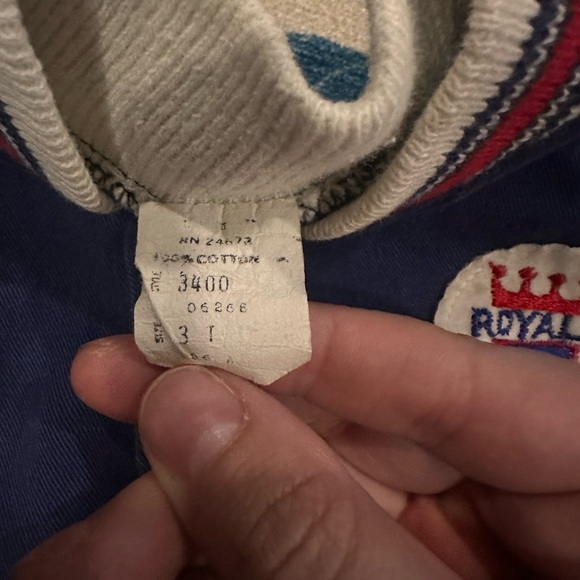 60s  MLB Team Patch Jacket featuring 8 team patches toddler - Picture 3 of 3